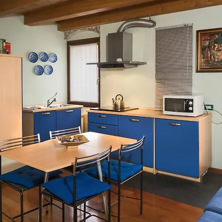Apartment Flats4rent Deborah Verona